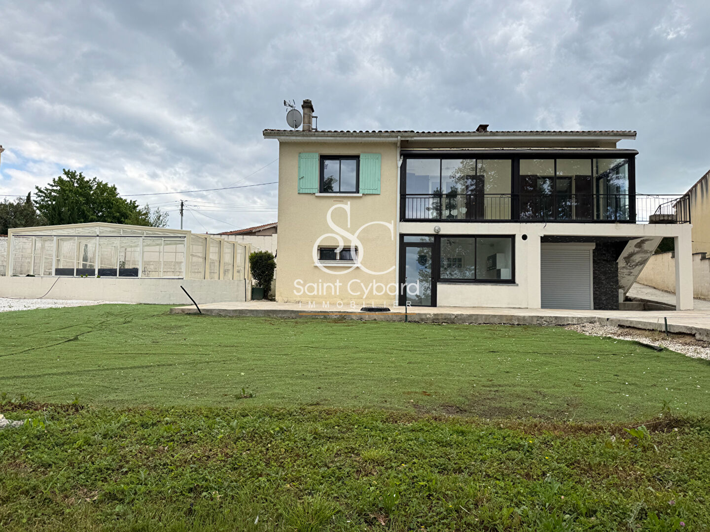 Maison Angouleme 7 pièce(s) 206 m2