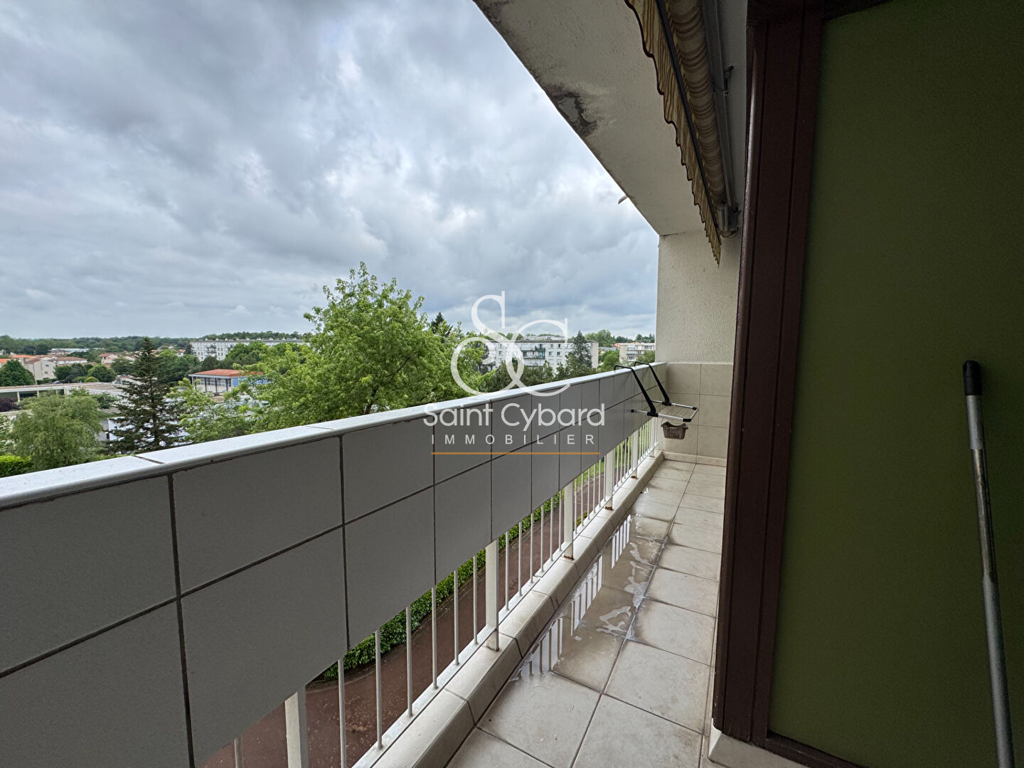 Appartement Angouleme 3 pièce(s) 67m2 environ