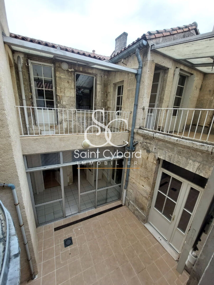 Maison Centre-Ville Angoulême 8 pièce(s) – 201m²