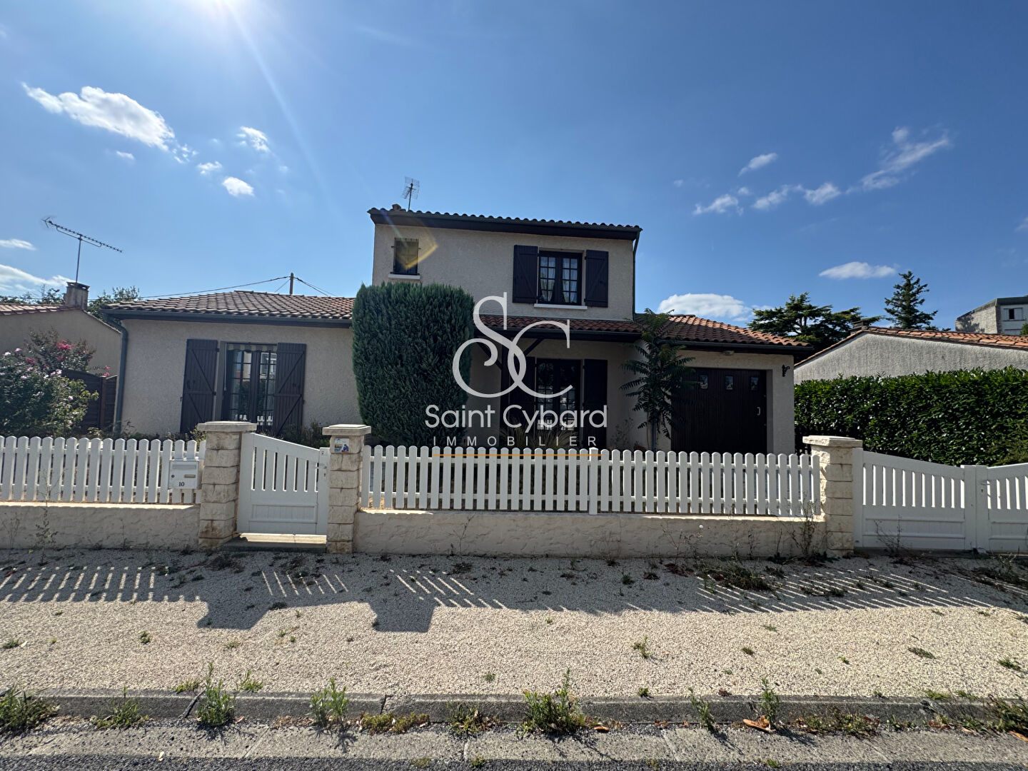 Maison Angouleme 3 chambres 106 m2 avec garage + cave
