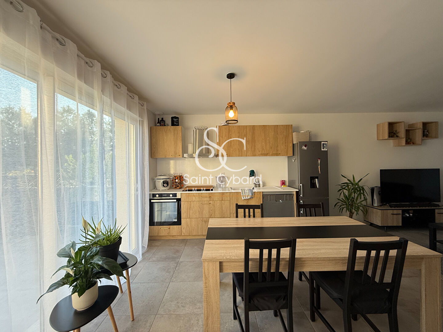 Maison mitoyenne à étage – Isle d’Espagnac – 3 chambres