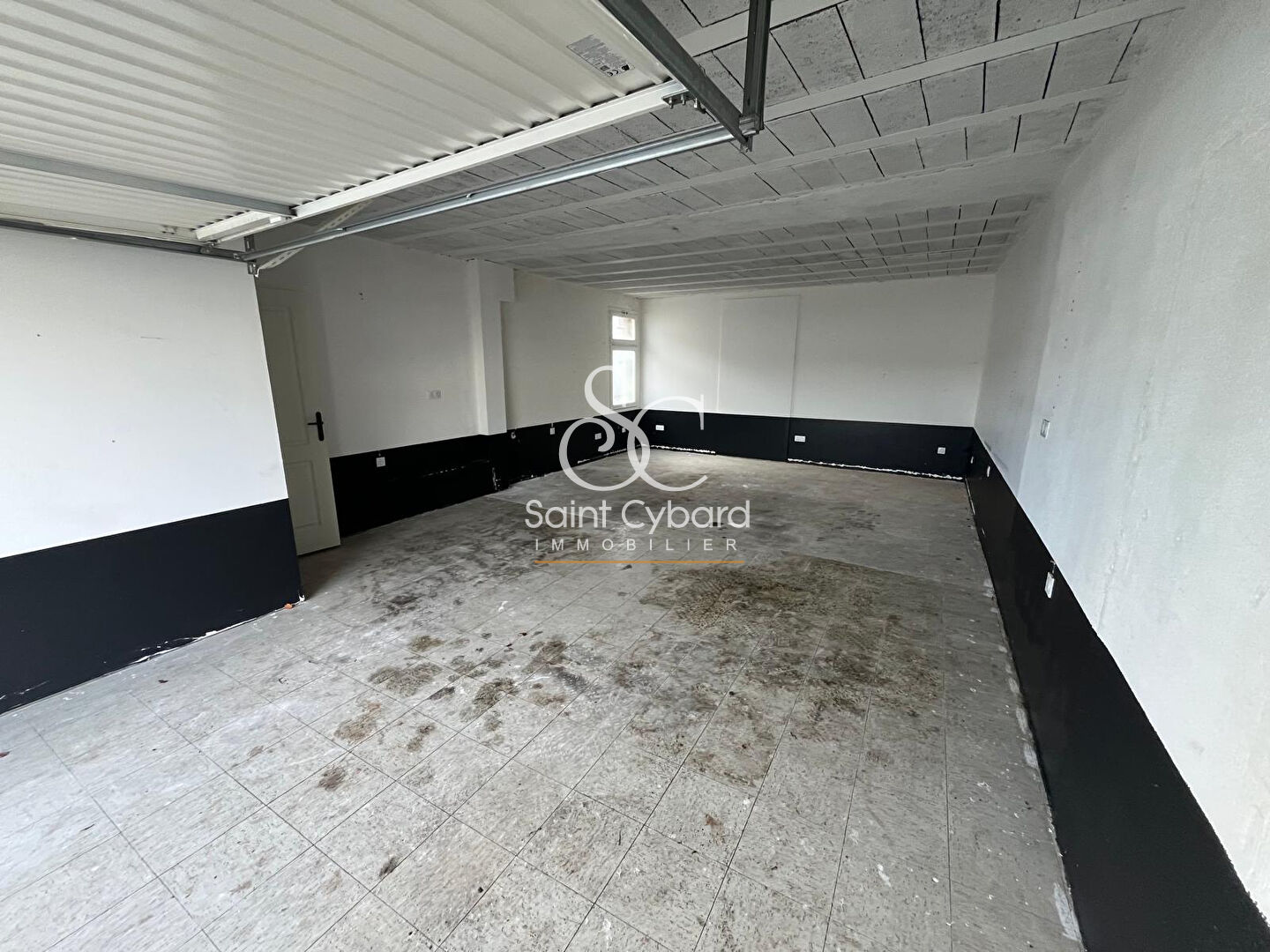 Local commercial Gond Pontouvre 45 m2 environ