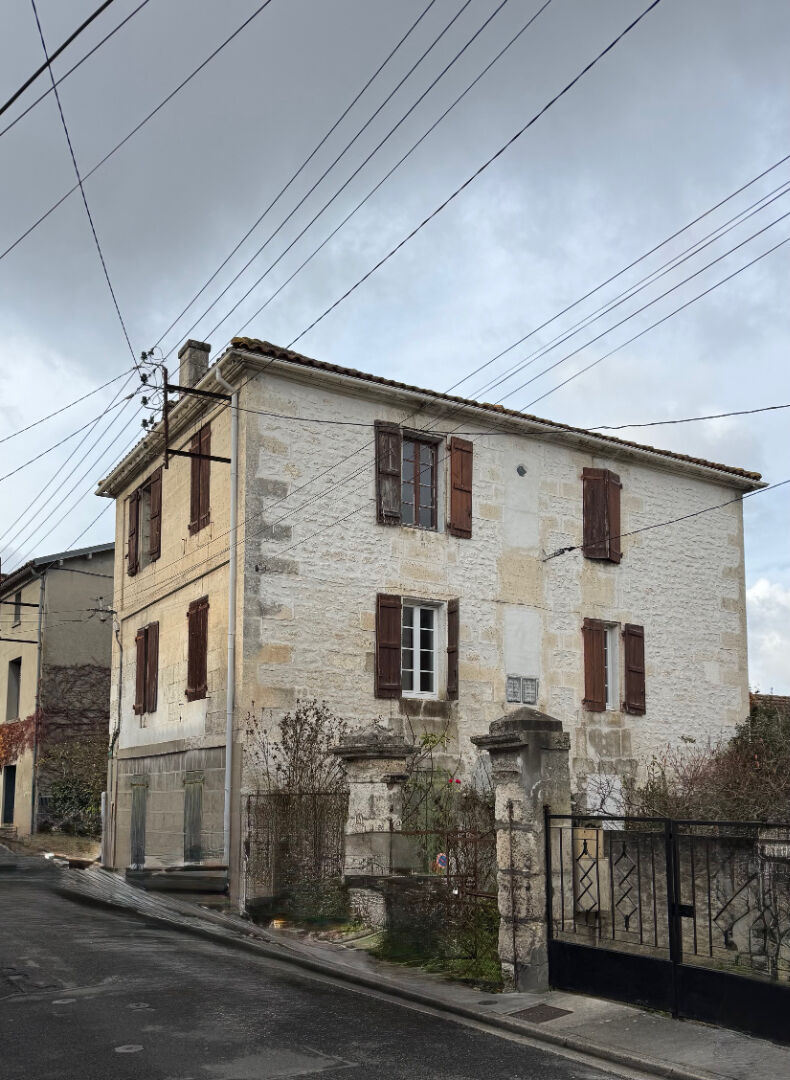 Maison Angoulême 4 pièce(s) proche centre-ville