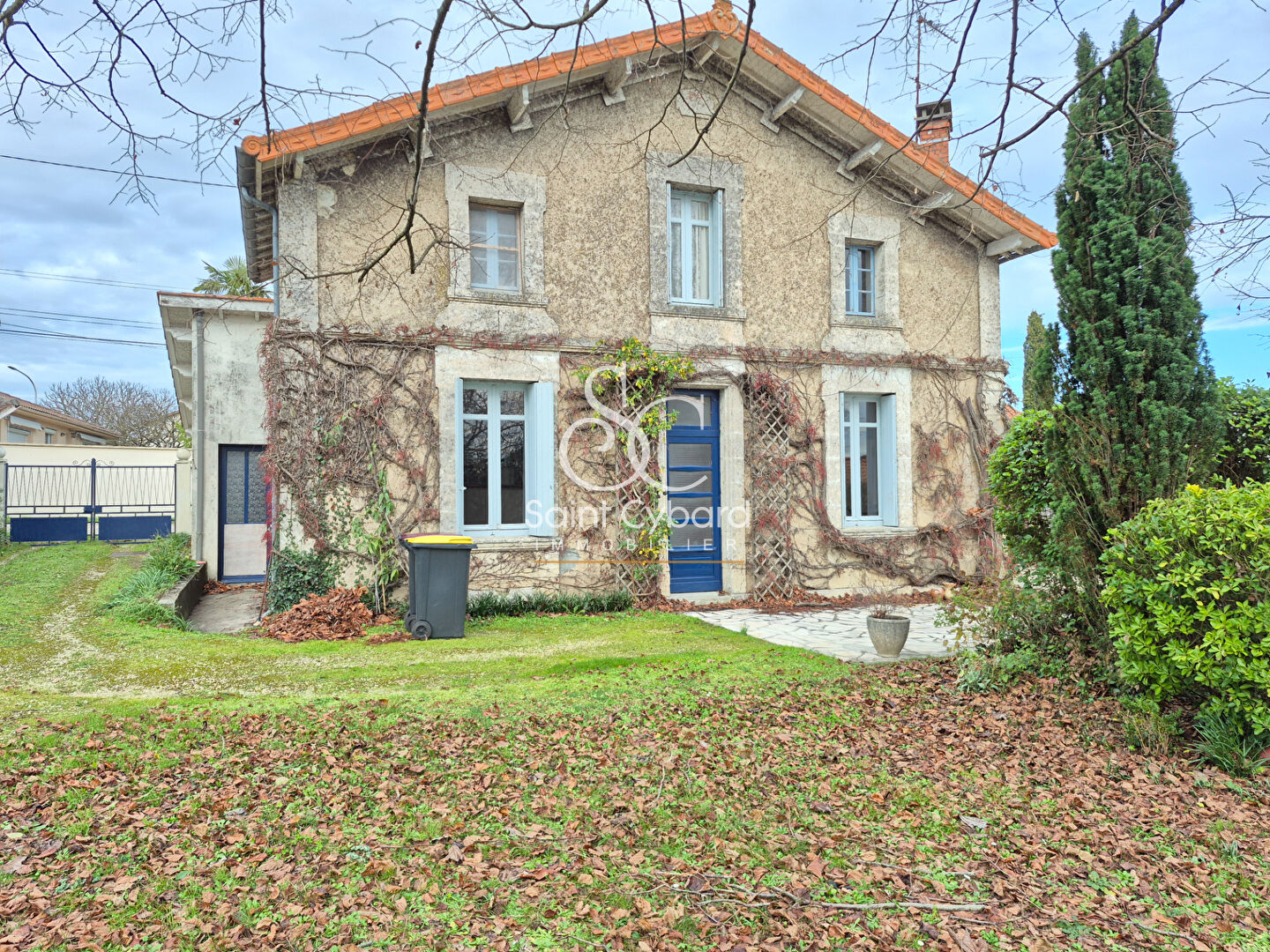 Maison 1930 – 3 chambres – garage – Ruelle Sur Touvre