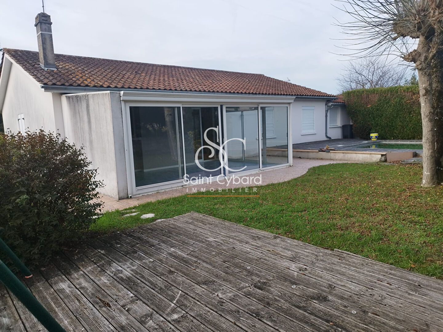 Maison Saint Yrieix Sur Charente 6 pièce(s) 141 m2 environ