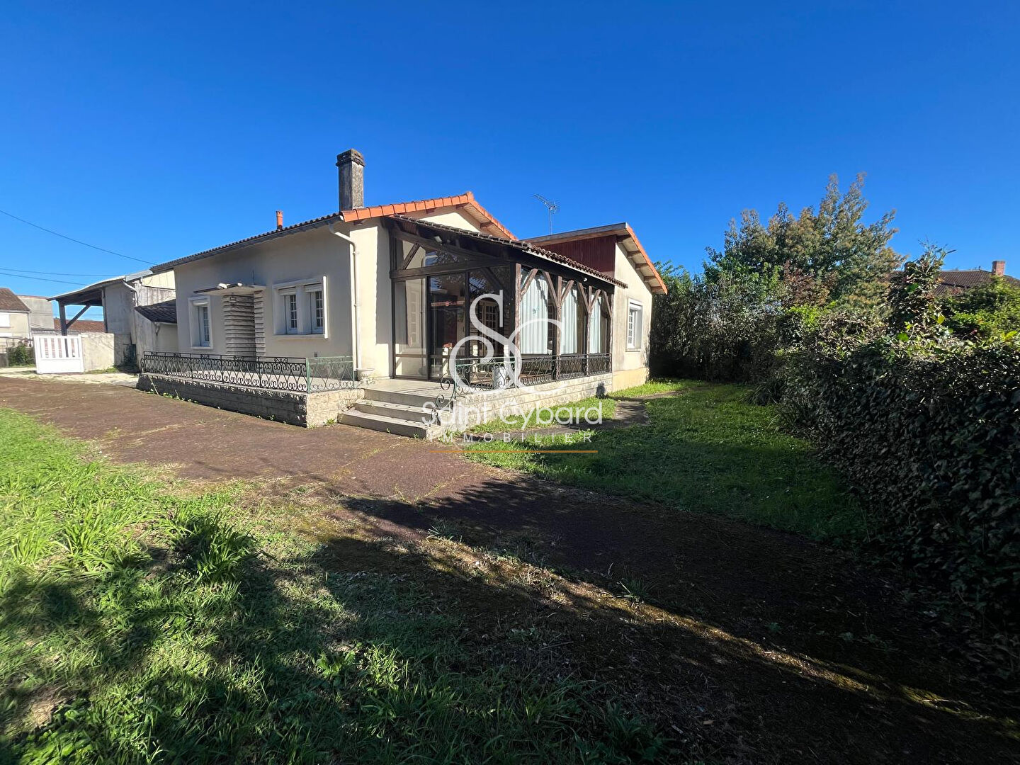 Maison Saint Yrieix Sur Charente 4 pièce(s) 125 m2 environ