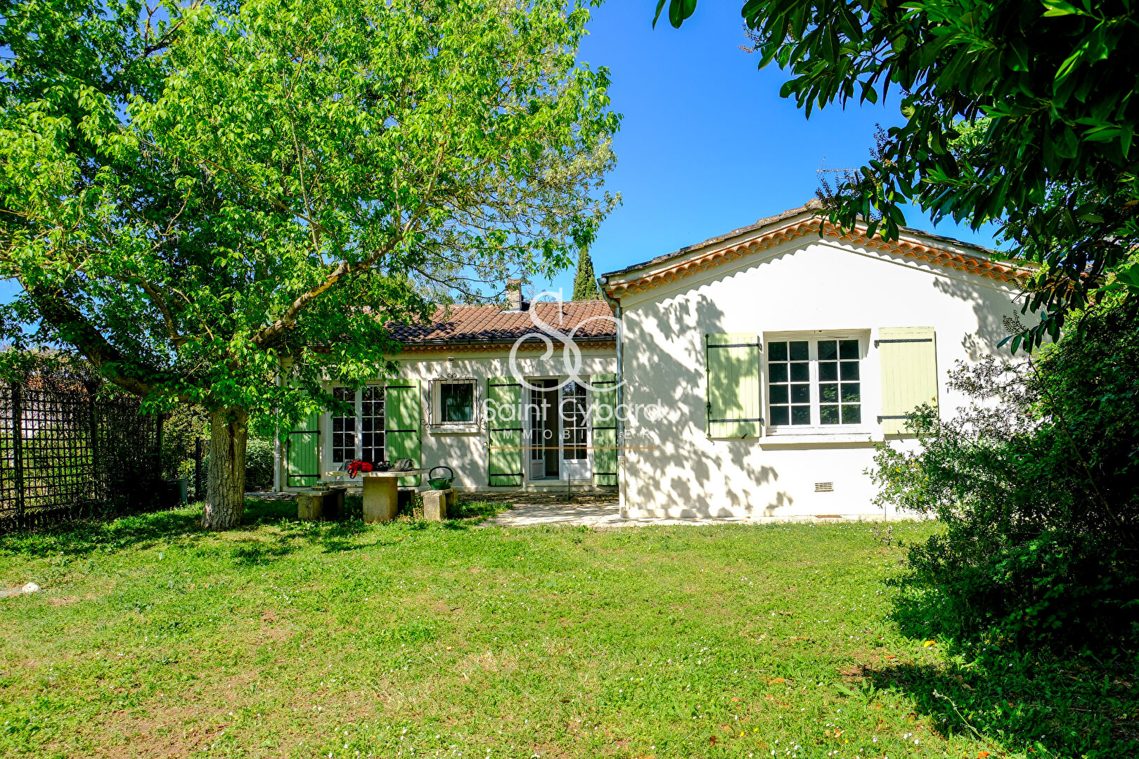 Maison Hiersac 4 pièce(s) 105 m2