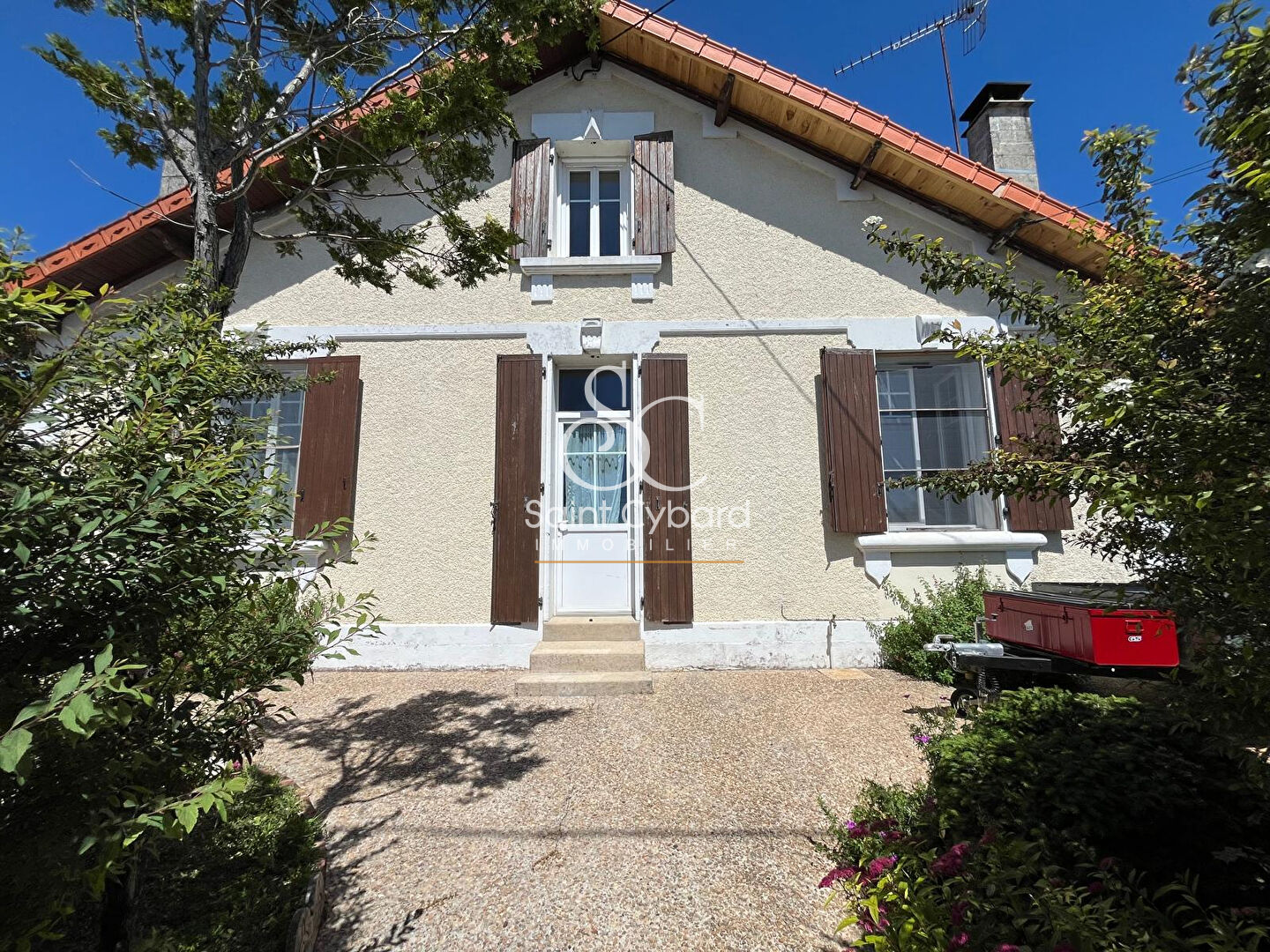 Maison Saint Yrieix Sur Charente 84 m2 – 2 chambres – jardin