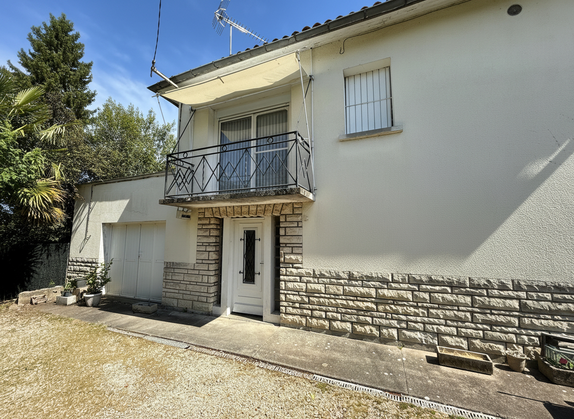 Angoulême – Maison années 60  – 130m² environ avec 5 chambres