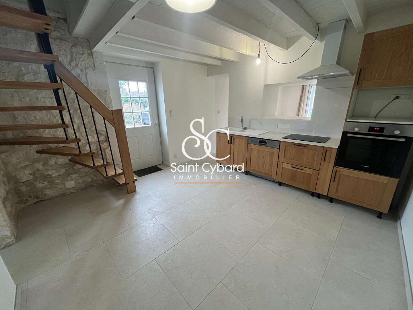 Maison longère avec jardin – 4 pièce(s) – 84m2  environ