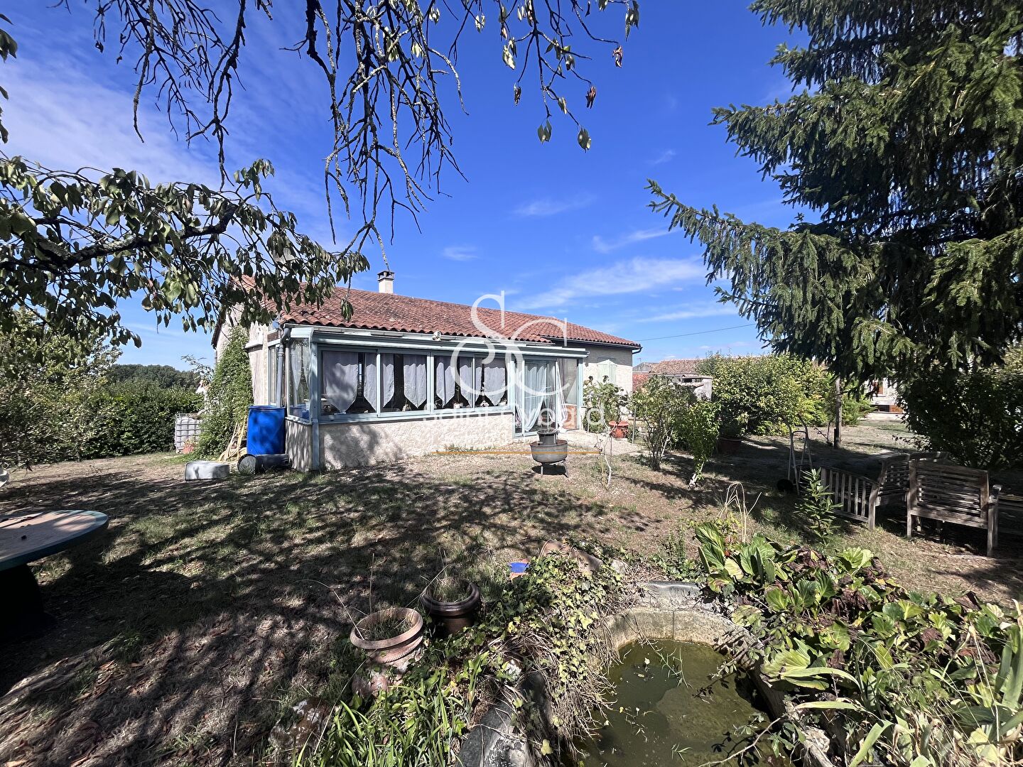 Maison à vendre à Claix – 6 pièces, 3 chambres, grand terrain